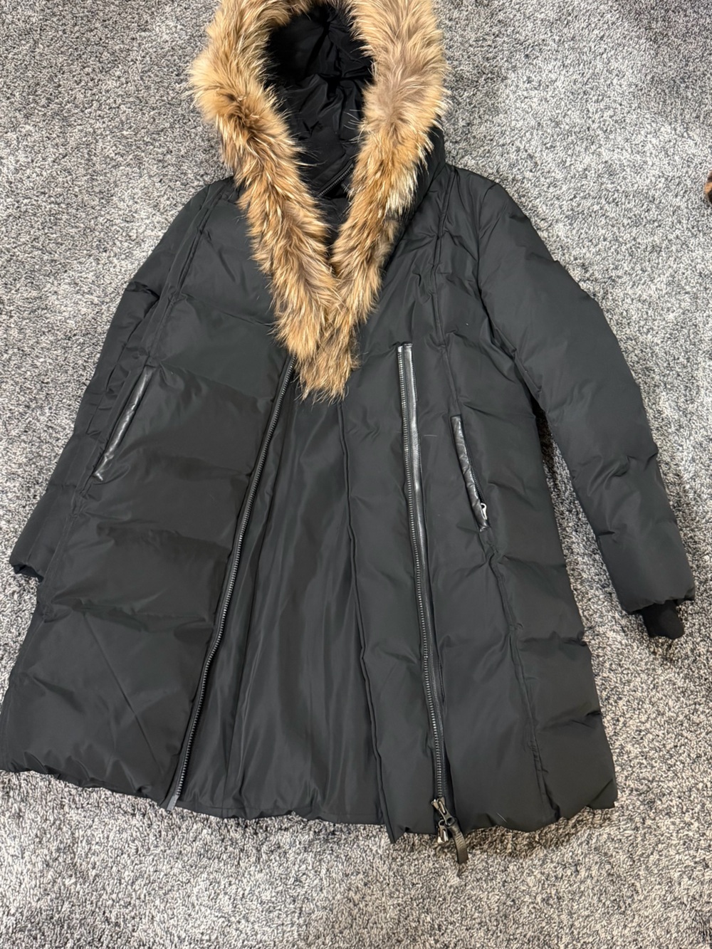 MACKAGE women’s puffer. Kay style